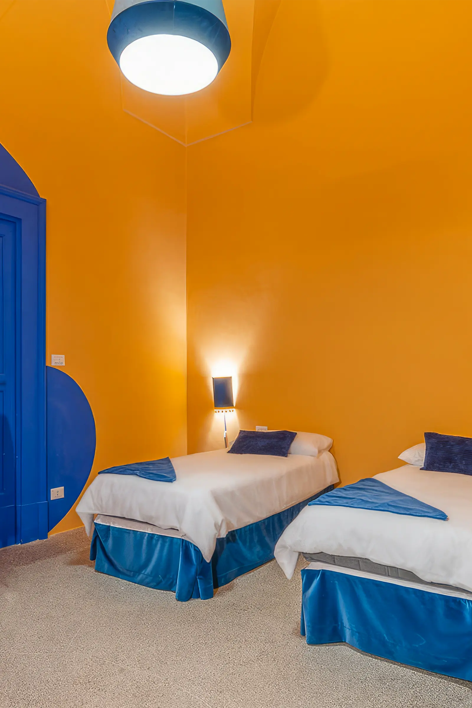 Canudis Apartments, Burning Pride, bedroom