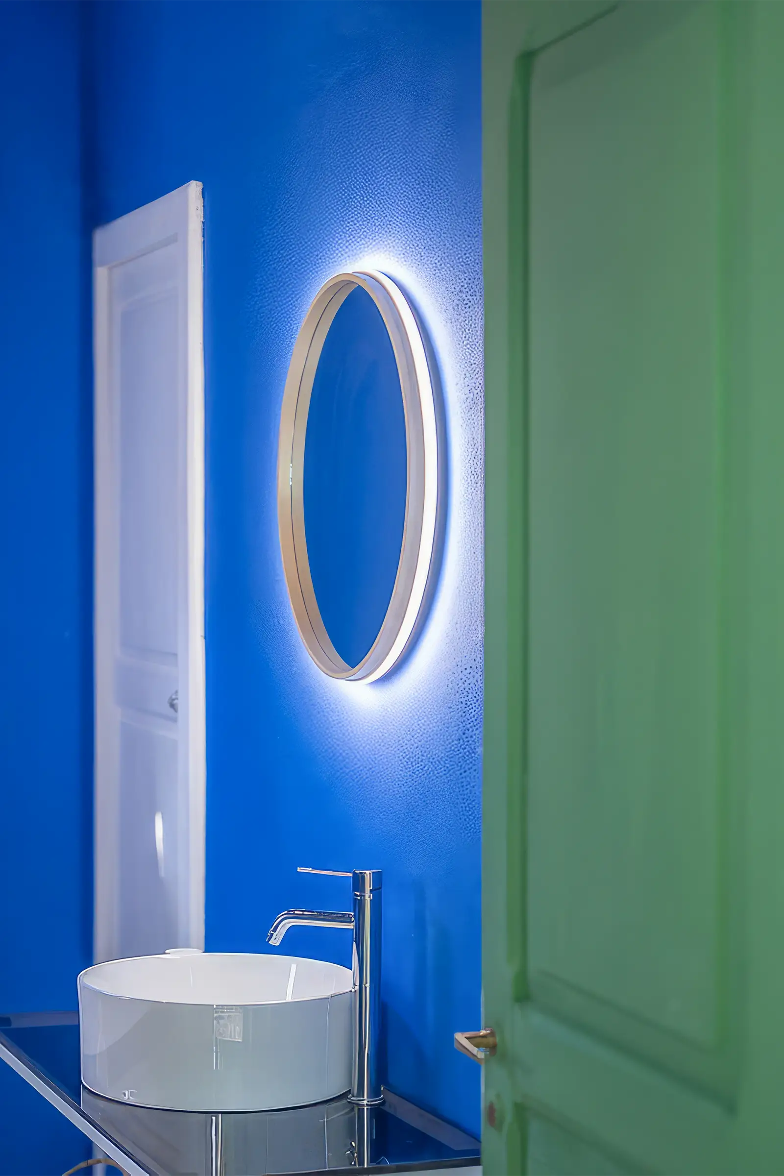 Canudis Apartments, Burning Pride, bathroom