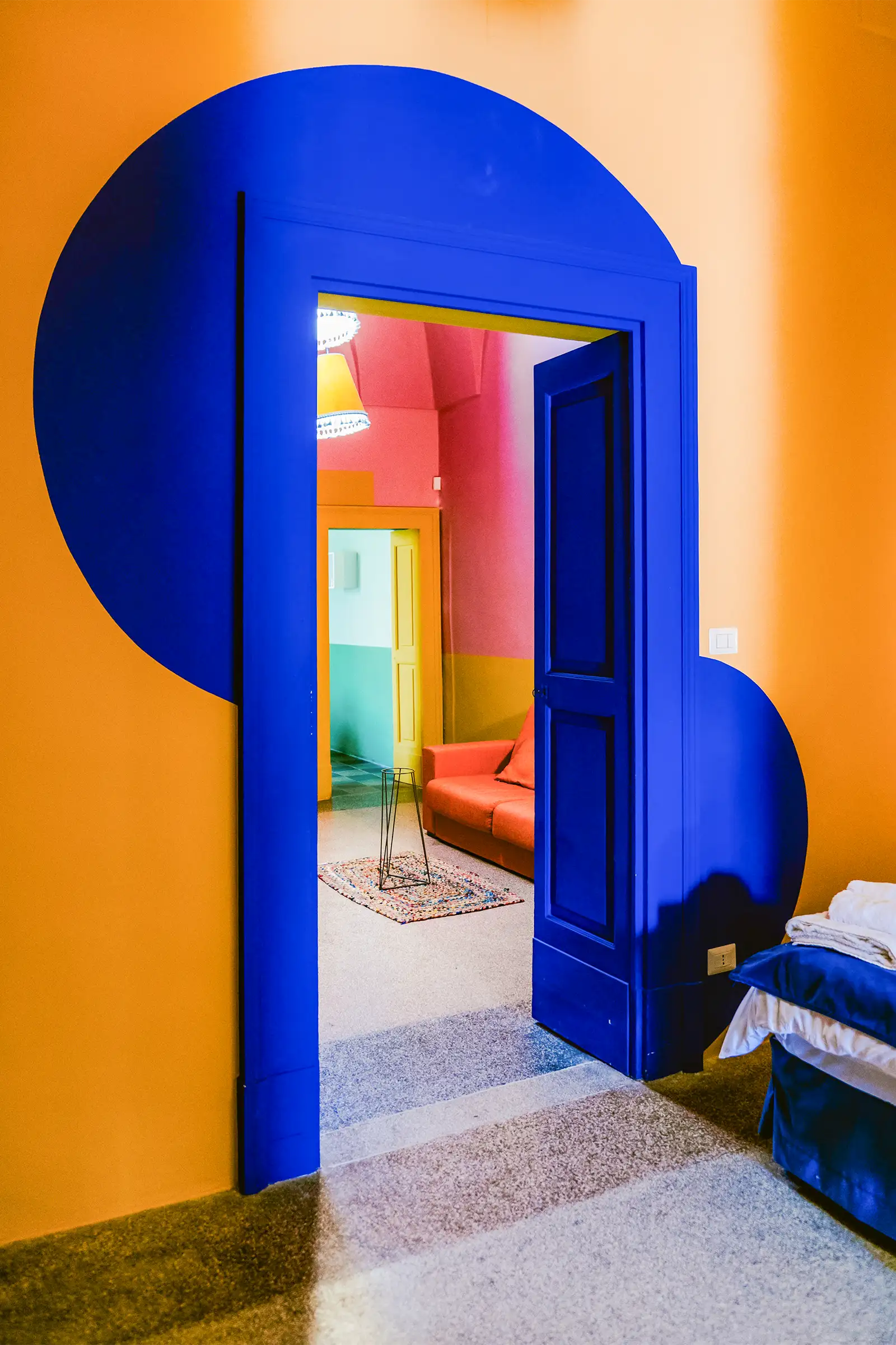 Canudis Apartments, Burning Pride